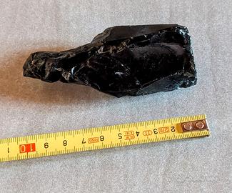 Pietra ossidiana nera Grezza Sarda