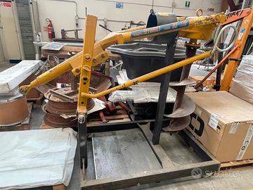 Trivella selvatici CE 80/110 punta 40 e carrello