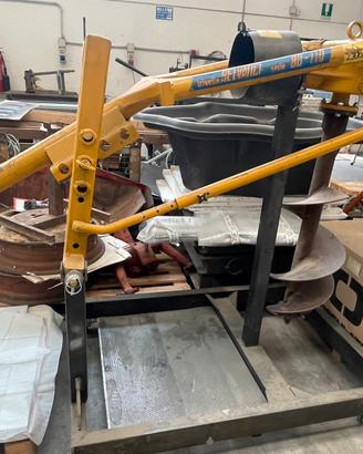 Trivella selvatici CE 80/110 punta 40 e carrello