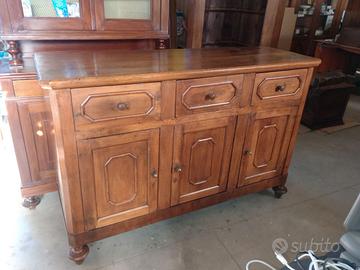 Credenza Antica in Legno Massiccio