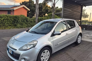 Renault Clio 1.2 69 cv GPL yahoo
