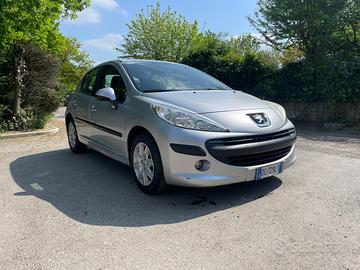 Peugeot 207 1.4 88CV 5p. ONE Line