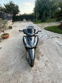 sh 125