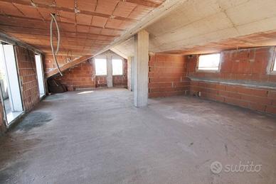 Villa di 275 m² con più di 5 locali e box auto dop