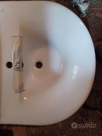 Lavabo semincasso