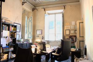 Ufficio centro storico Lucca