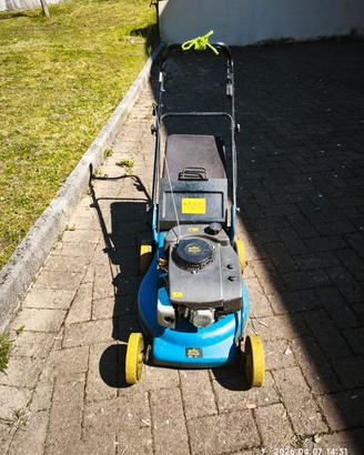 Tosaerba 4 tempi 6 hp Einhell Royal RBM 51