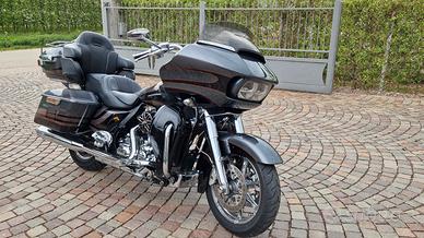 Harley-davidson CVO Road Glide FLTRUSE