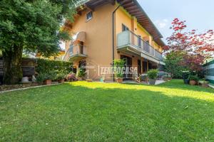 QADRILOCALE CON GIARDINO, TAVERNA E BOX !