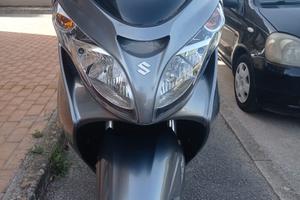 Suzuki burgman 400 solo 6000km REALI