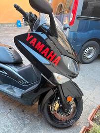 Tmax 500 2004