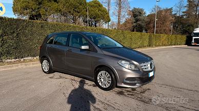 Mercedes B200 natural gas