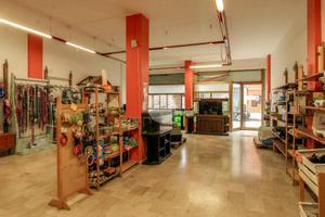 NEGOZIO A CASALPUSTERLENGO