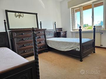 Camera da letto antica-intagliata a mano 