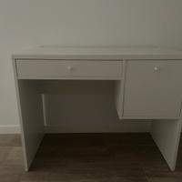 scrivania/toeletta ikea modello SYVDE