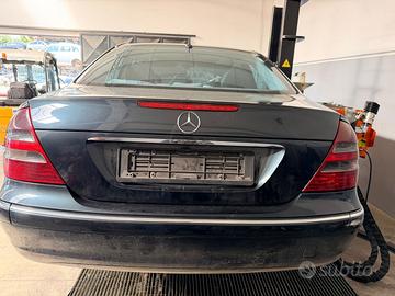 Ricambi Mercedes E dal 2002 al 2009 berlina