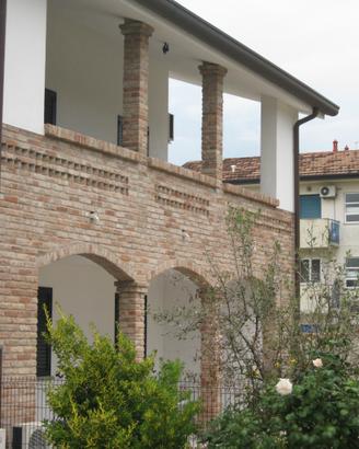 A Settembre Villetta CON POSTO AUTO a LidoScacchi