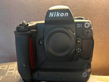 NIKON D1