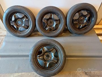 Cerchi in Ferro con Gomme Renault Clio - Originali
