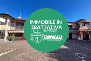 QUADRILOCALE IN PICCOLO CONTESTO QUADRIFAMILIARE C