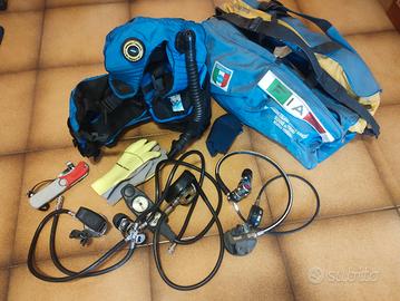 attrezzatura per immersioni sub