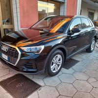 AUDI Q3 2.0 TDI S-TRONIC BUSINESS