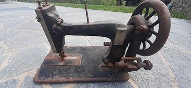 ANTICA Macchina da cucire Singer