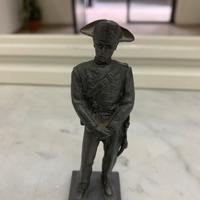 CARABINIERE IN METALLO VINTAGE