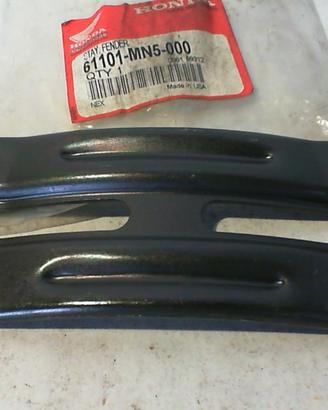 SUPPORTO PARAFANGO ANTERIORE GOLD WING 1500 88/00 