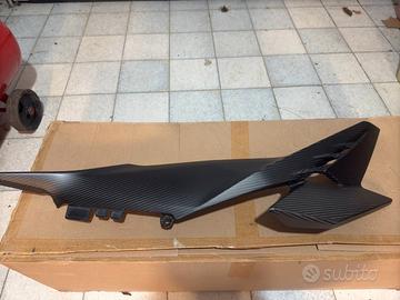 Carena carbonio originale KTM 1390 superduke NUOVA