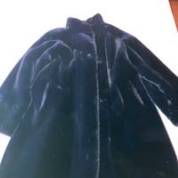 Pelliccia sentitica blu scuro