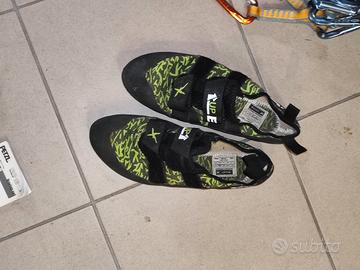 Scarpette da arrampicata (climbing)