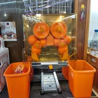 Spremiagrumi professionale da Bar