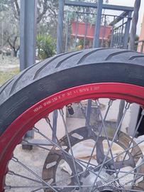 cerchi e gomme Motard 
