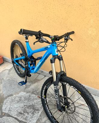 commencal meta