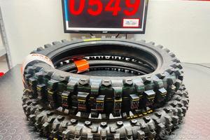 Coppia pneumatici maxxis 110-90-19 + 80-100-21 pos