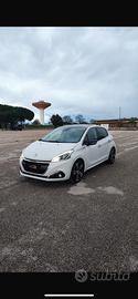 Peugeout 208