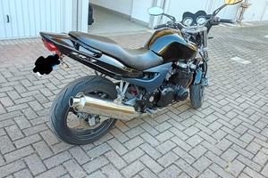 Kawasaki ZR-7