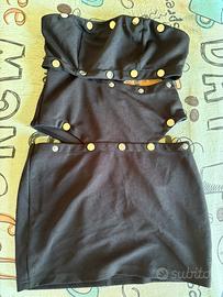 Vestito Nero Cut-Out con Bottoni a Pressione