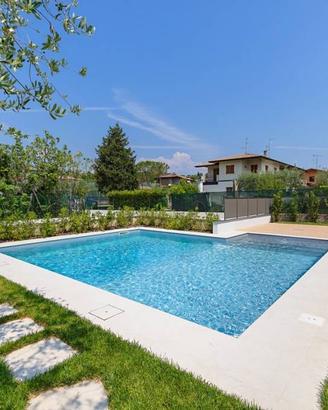 Appartamento di 177 m² con 4 locali a Padenghe sul