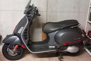Vespa 300gts