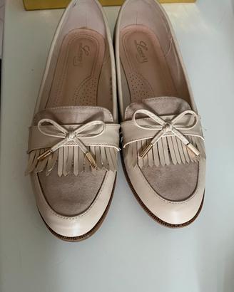 Scarpa bianca bassa mocassino (tg.40)