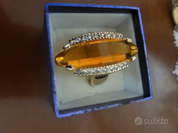 orecchini piu anello con topazio 