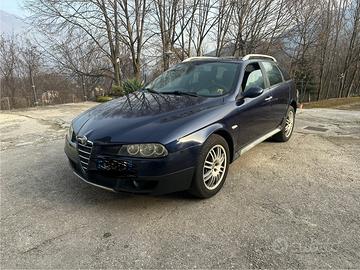 Alfa 156 Q4. Valuto anche permute