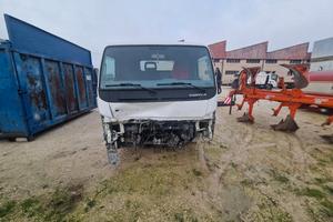 furgone mitsubishi incidentato 