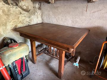 Tavolo in quercia antico primi del 900