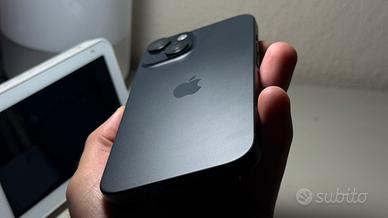 iPhone 15 BLACK