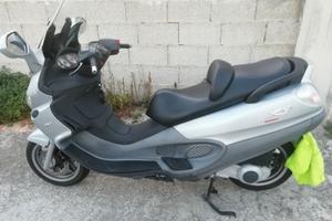 Scooter Piaggio X9 250 cc.