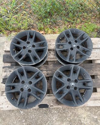 Cerchi 14” Fiat Punto HGT LEGGI