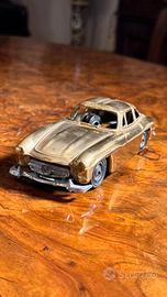 Mercedes 300 SL 1954 modellino dorato vintage